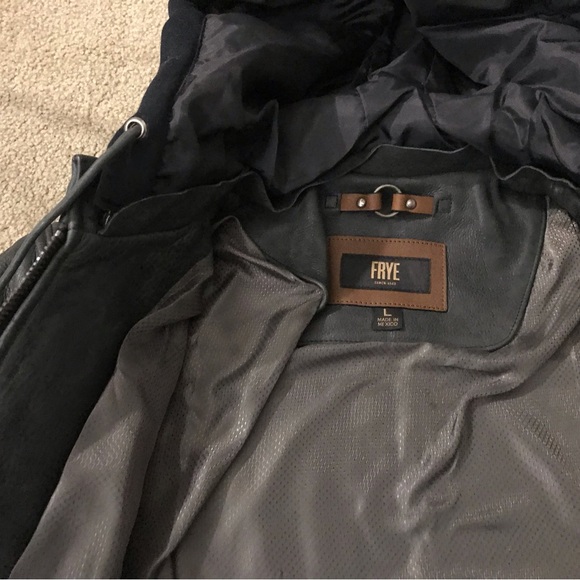 NWT FRYE DETACHABLE HOOD LEATHER JACKET - Picture 6 of 9